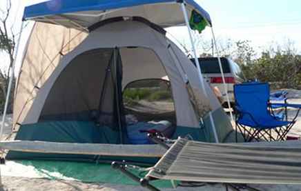 Camping d'été survivant en Floride / Floride