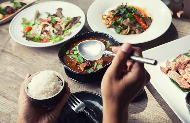 Table Manners et l'étiquette des aliments en Thaïlande