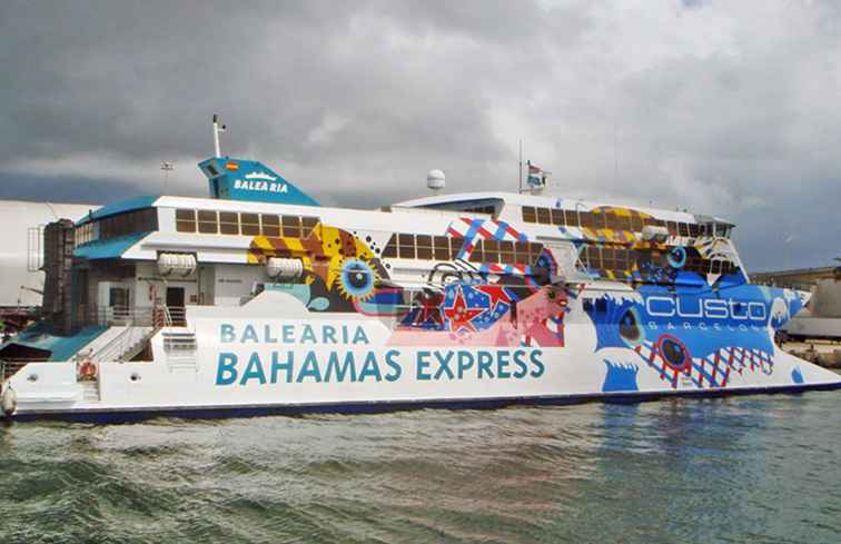 Prendendo un traghetto dalla Florida a Cuba / Cuba