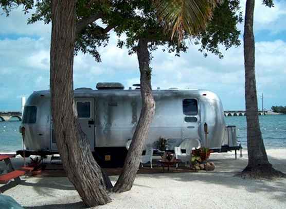 La experiencia de acampar de Airstream / KOA / Florida