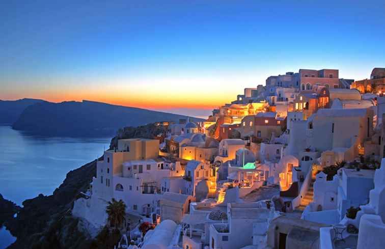 I migliori punti di osservazione al tramonto a Santorini / Grecia