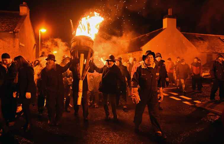 The Burning of the Clavie in Scozia