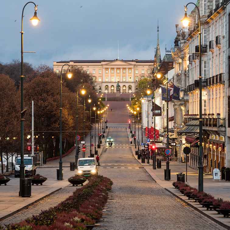 Die Wachablösung im Oslo-Palast / Norwegen