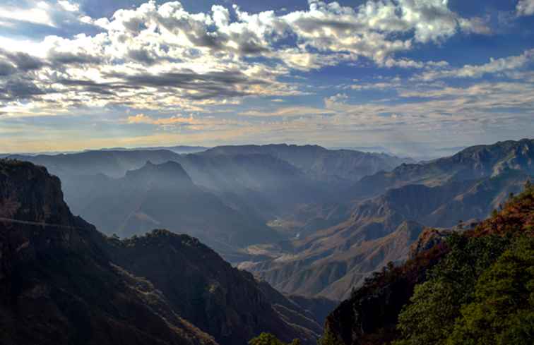 Koppar Canyon (Barrancas del Cobre) / 