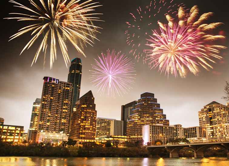 Topp 5 Texas Towns att spendera den fjärde juli / Texas