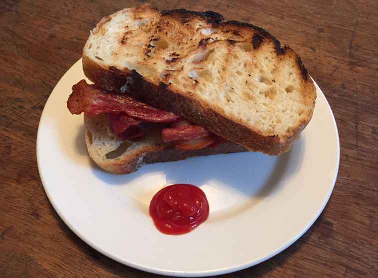 ¿Qué es un Bacon Sarnie y dónde puedes encontrar uno? / Inglaterra