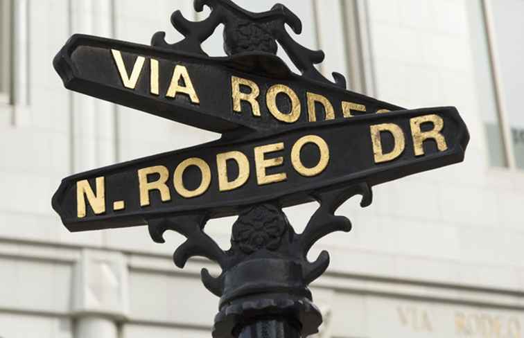 Quels magasins sont situés sur Rodeo Drive à Beverly Hills? / Californie