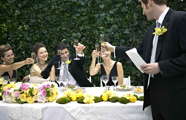 Schreiben Sie und geben Sie einen großen Hochzeitstoast / Romantische Ferien
