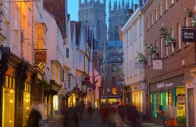 Yuletide York - julmarknader och festligheter i medeltida York / england