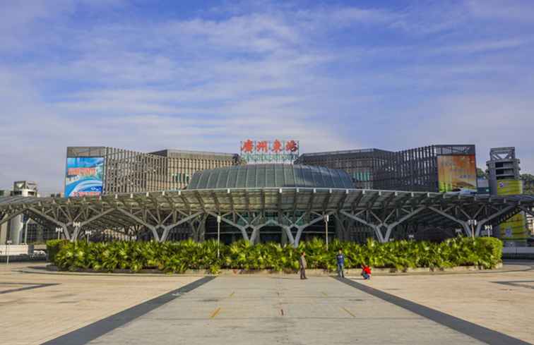 Viktig guide till Guangzhou East Railway Station / Kina