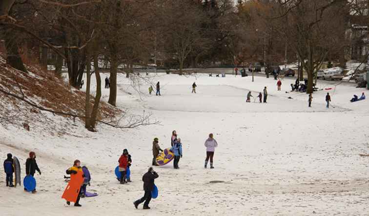 Gratis en goedkope dingen om te doen deze winter in Toronto / Toronto