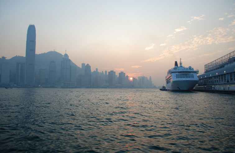 Cruiseterminal in Hong Kong / Hongkong