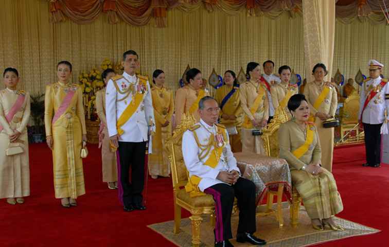 Cómo seguir las estrictas leyes de "Lese Majeste" de Tailandia