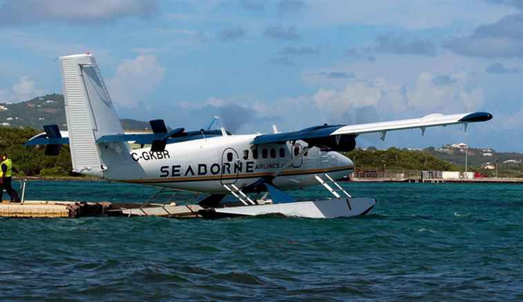 Small Thrills Flying Low è parte del divertimento di Caribbean Island Hopping / 