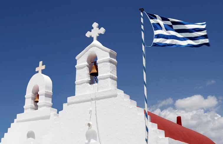 Le sens, le folklore et l'histoire du drapeau grec / Grèce
