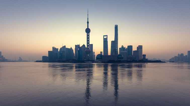 Die zwei Seiten von Shanghai Puxi und Pudong / China