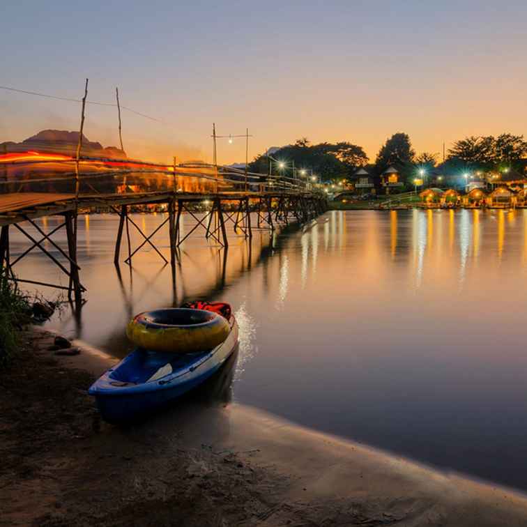 Tubazione Vang Vieng - Meno bere, più divertimento / Laos