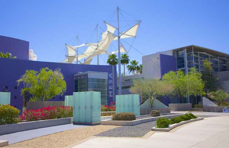 Visitez le centre des arts Mesa au centre-ville de Mesa / Arizona