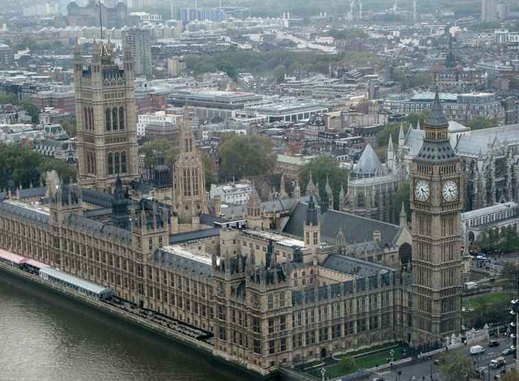Palais de Westminster et les Chambres du Parlement - Londres / Angleterre