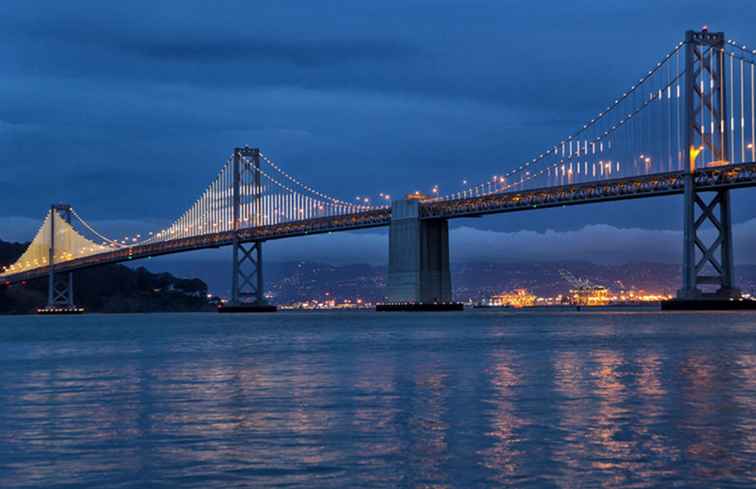 Bay Lights på San Francisco Bay Bridge / kalifornien