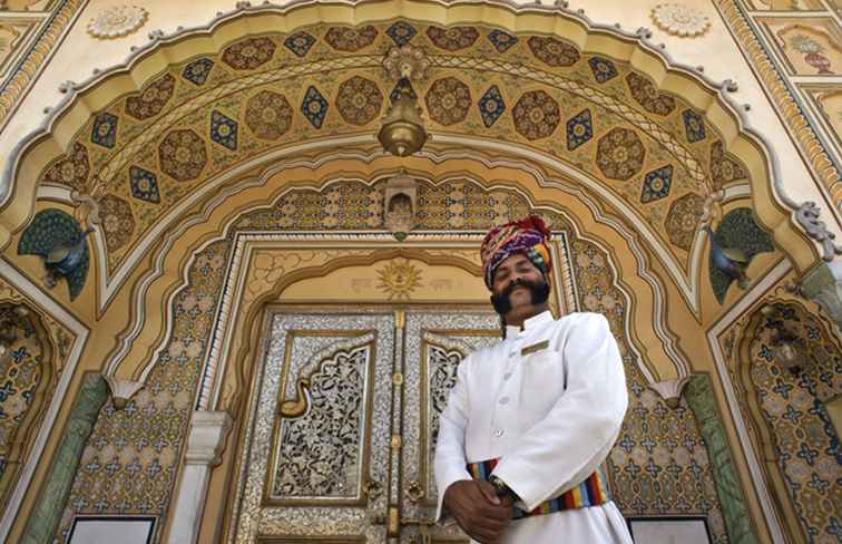 Los mejores hoteles de palacio en India donde alojarse como la realeza / 