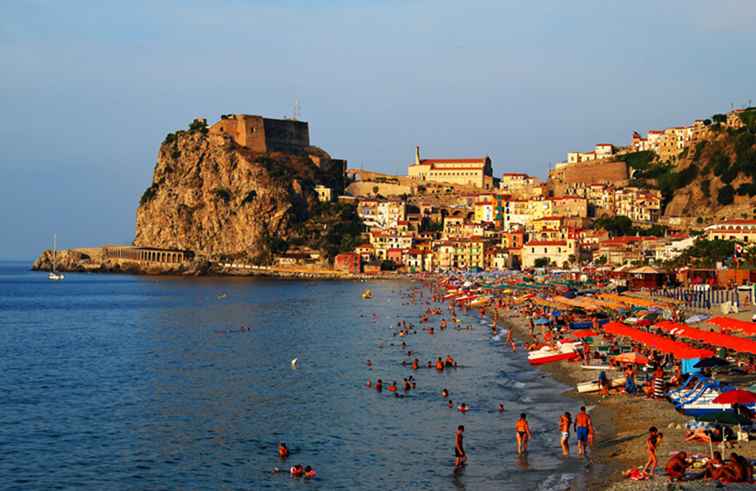 Guida e mappa della Calabria che mostra città e parchi nazionali / Italia