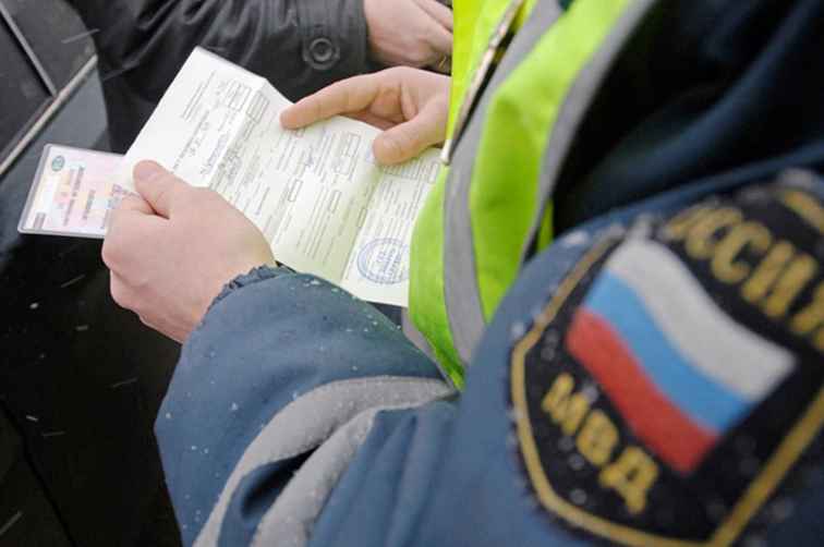 Comment gérer les problèmes de police en Russie / Russie
