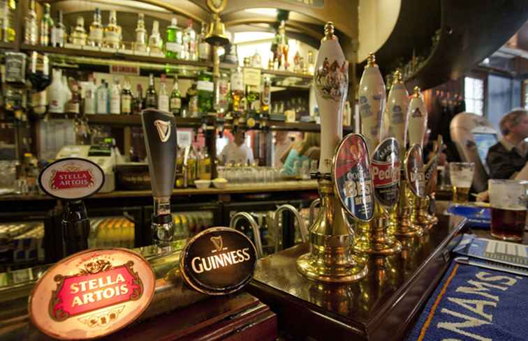 Come ordinare una birra in un pub inglese / Inghilterra