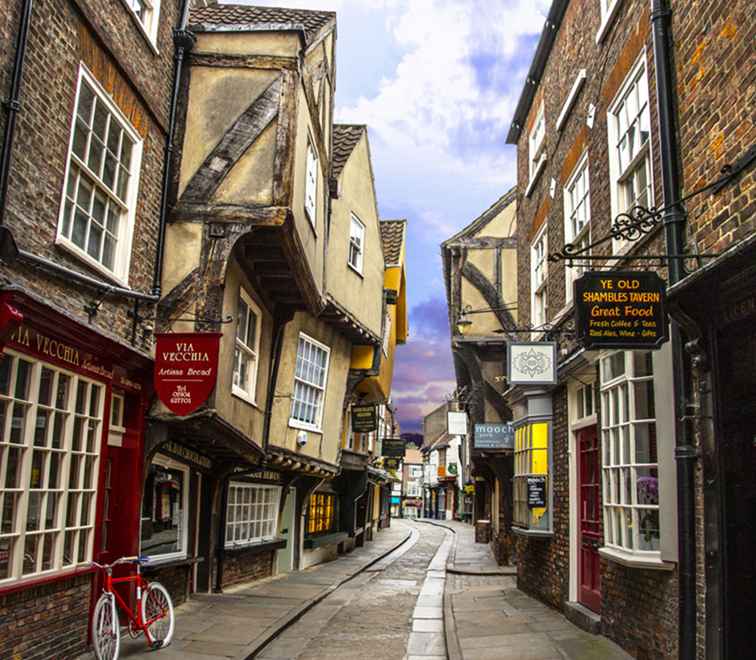 Londen naar York met de trein, bus en auto / Engeland