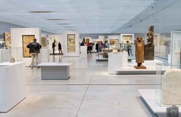 Il Museo del Louvre-Lens nel nord della Francia / Francia