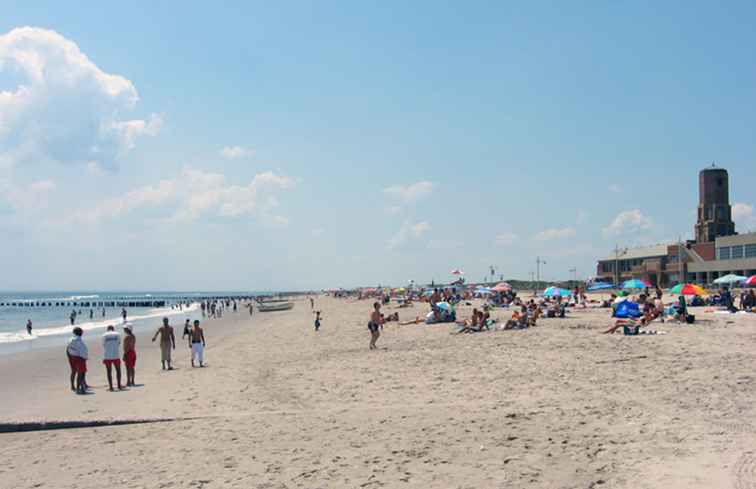 Visitez la plage et la promenade de Jacob Riis à New York / New York