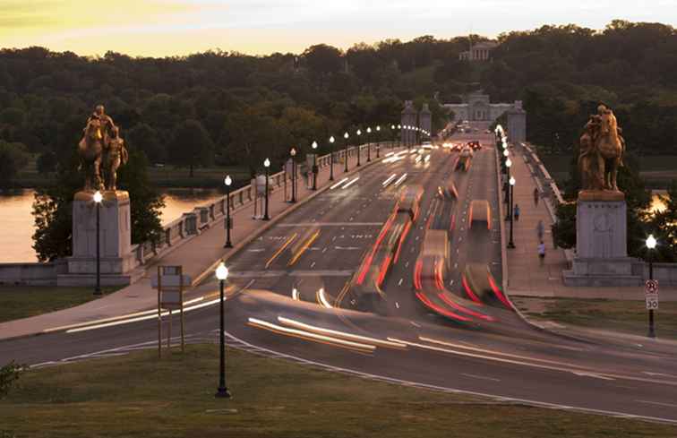 Washington DC Bridges Ein Leitfaden für Flussüberquerungen / Washington, D.C.