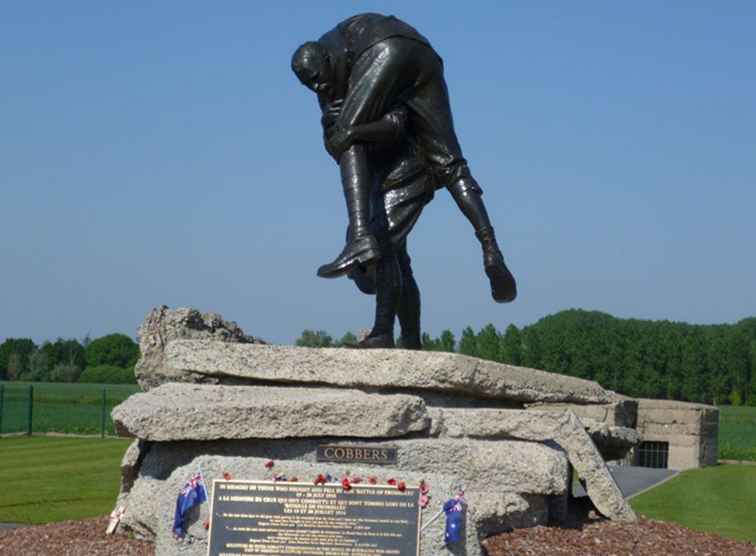 Un tour des monuments de la première guerre mondiale en France / France