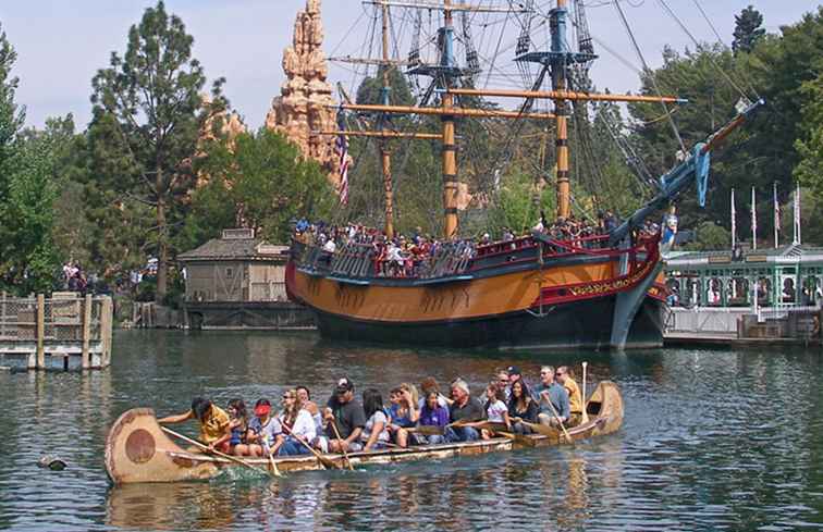 Davy Crockett Explorer Canoes / Californië