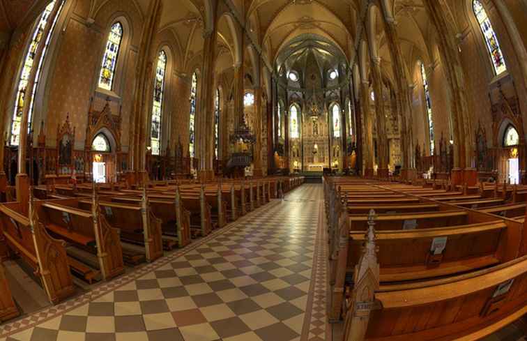 Basilique Saint-Patrick Église mère de Montréal aux catholiques irlandais / Montréal