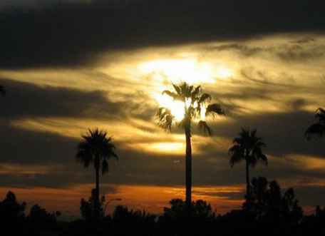 Bei tramonti rosa, arancioni e rossi in Arizona / Arizona