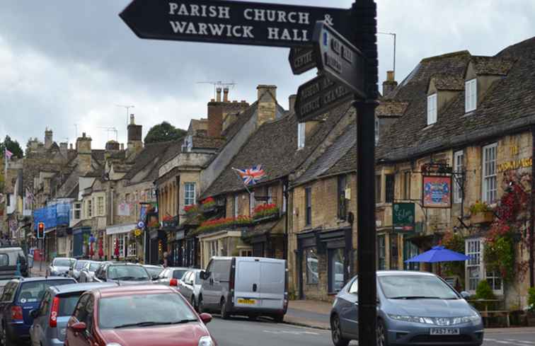 Chasse aux antiquités et histoire dans les Cotswolds / Angleterre