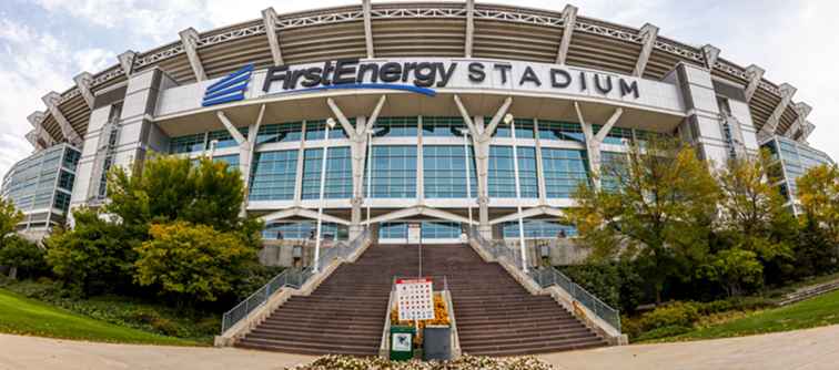 Parcheggio vicino allo stadio FirstEnergy / Ohio