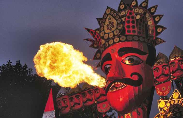 14 foto's die laten zien hoe Dussehra wordt gevierd in heel India / 