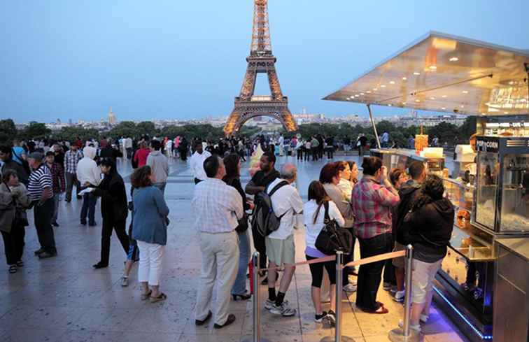 Una guida di viaggio per come visitare Parigi con un budget / Francia