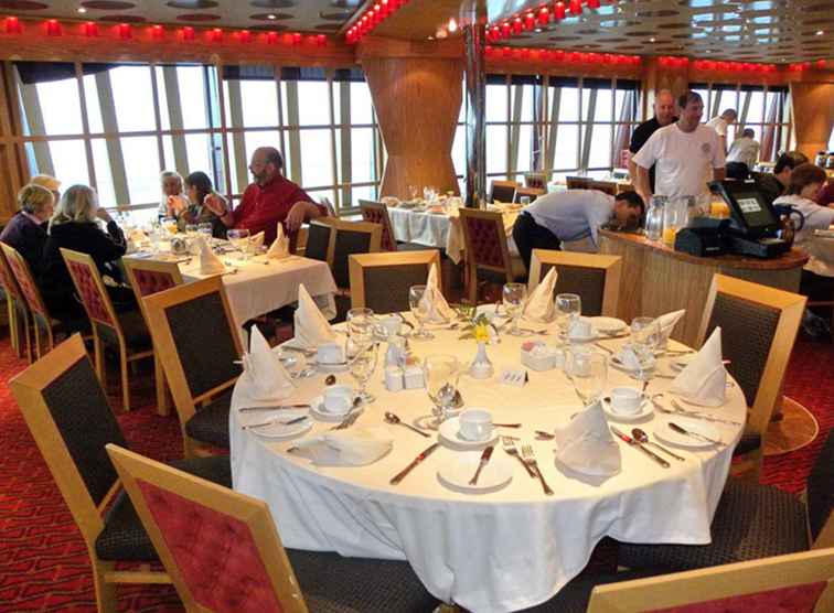 Carnival Dream Dining / Lignes de croisière