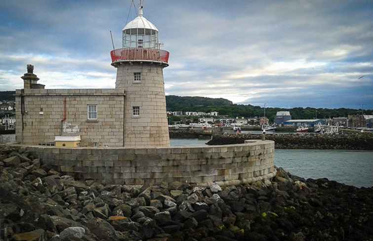 Faro del porto di Howth / Irlanda