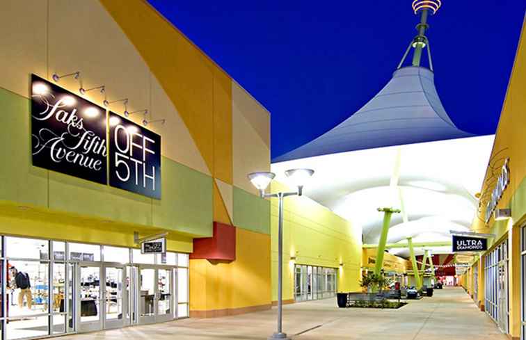 Oklahoma City Outlet Mall / Oklahoma