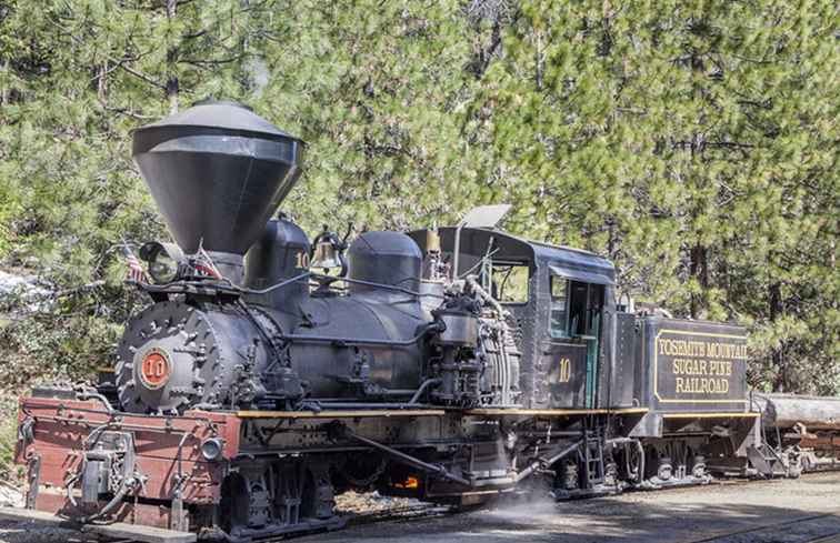 Chemin de fer de la montagne de sucre de la montagne Yosemite / Californie