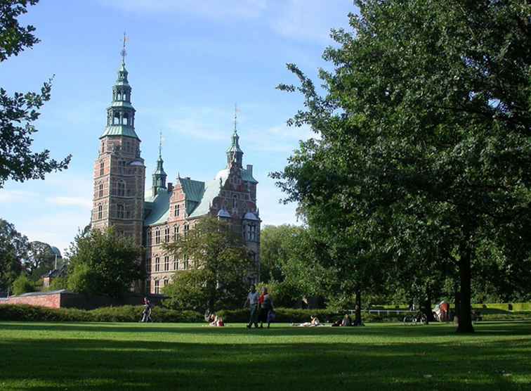 De koninklijke tuinen om te bezoeken in Denemarken