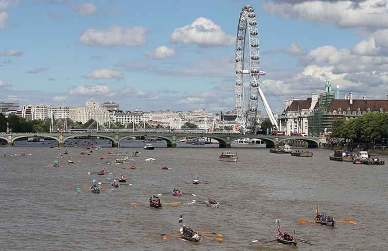 Var att titta på Londons Great River Race / england